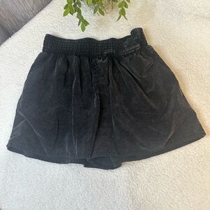 Stitch & Pine shorts